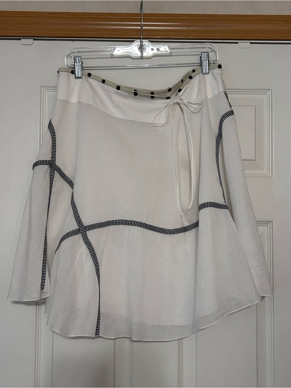 Pianura Studio White A-Line Skirt with Contrast Stitching